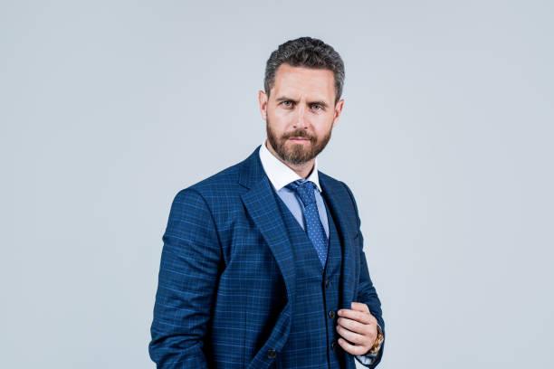Is it normal for beard color to be different from hair color? - Menfirst - Dye hair for men