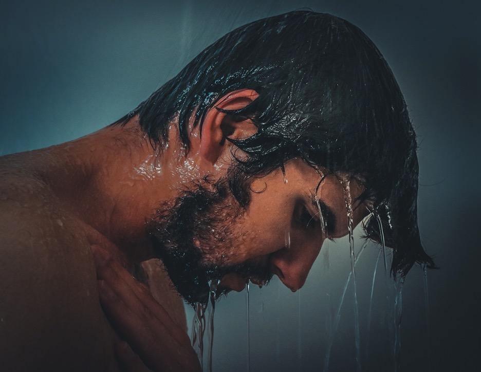 Best Way To Cover Gray On Dark Hair - Menfirst  - Dye hair for men