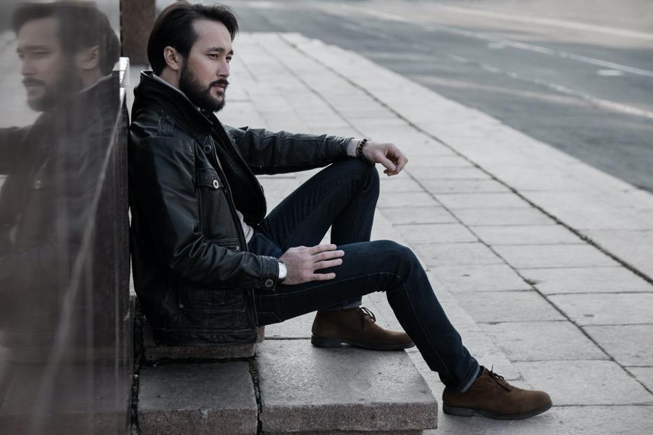 Dark Hair Beard or Gray Beard? - Menfirst  - Dye hair for men