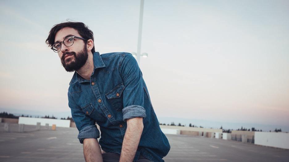 Is It Possible to Naturally Darken A Beard? - Menfirst  - Dye hair for men